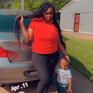 Meet your Posher, Kayla